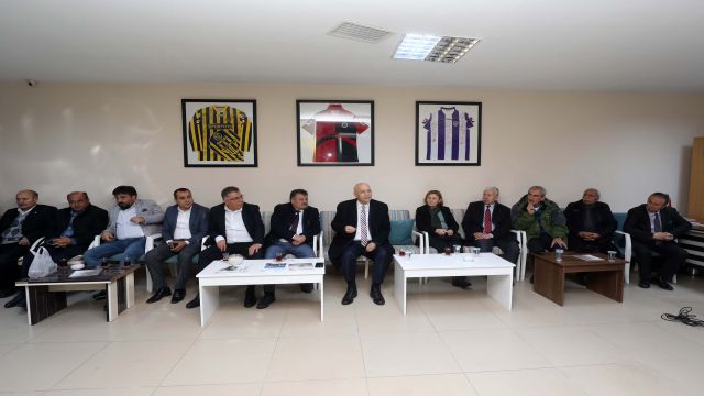 Başkent'ten haber | Yaşar Ankara Kulübü Derneği’ni ziyaret etti