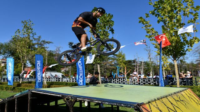 BelPa AŞ ve Decathlon iş birliğiyle Başkent'te ‘Spor Festivali’ düzenlendi