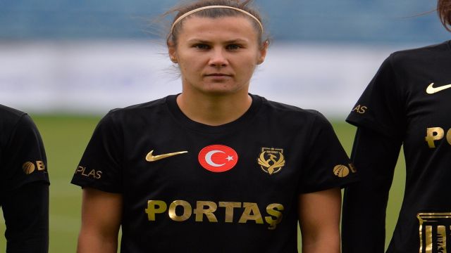Kadın Futbolcular Derneği, Tahir Kıran'ı kınadı!
