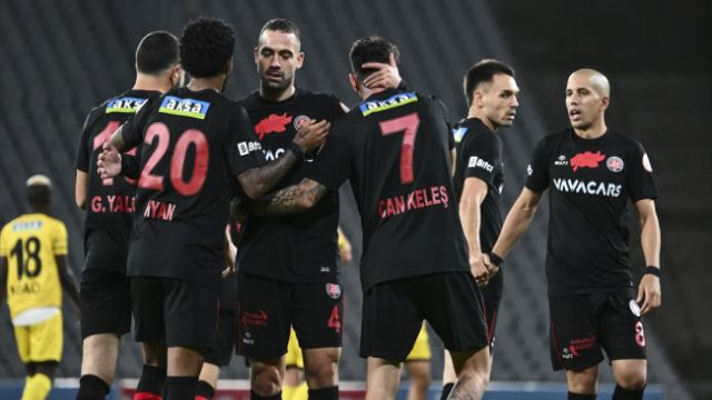 Fatih Karagümrük 3 - İstanbulspor 0