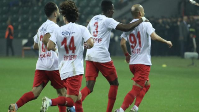 Kocaelispor 0 - Ümraniyespor 3