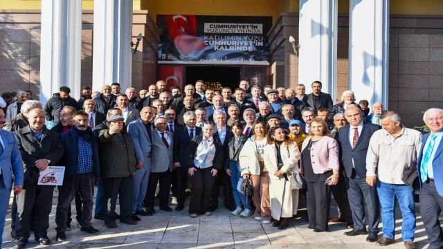 Mansur Yavaş, Ankara Kent Konseyi Spor Çalışma Grubu ile Amatörler tarafından düzenlenen istişare toplantısına katıldı