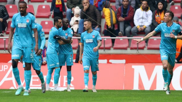 Mondihome Kayserispor 1 - EMS Yapı Sivasspor 3