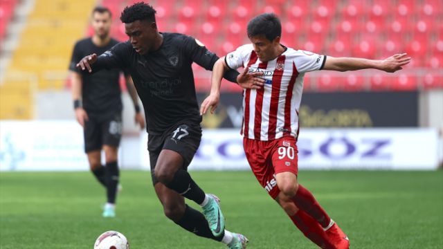 Atakaş Hatayspor 1 - EMS Yapı Sivasspor 1