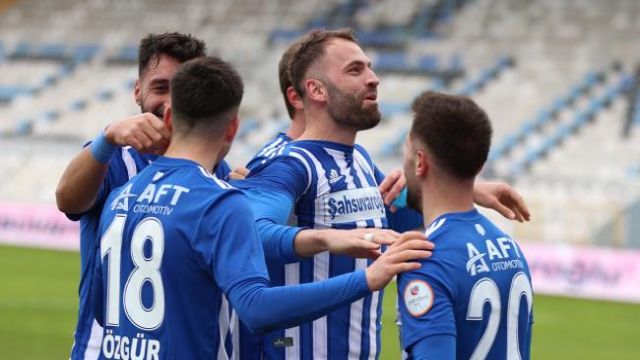 Erzurumspor, Hakan Kutlu ile yine güldü