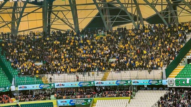 Taraftar Konya'da şov yaptı!