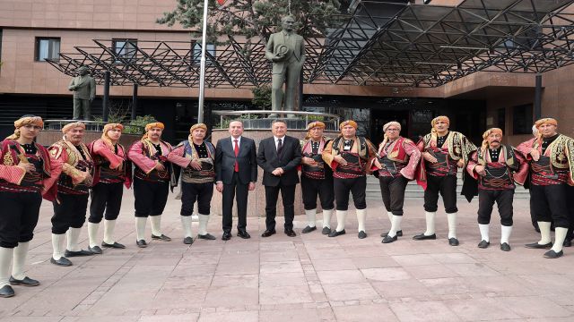 Ankara Kulübü’nden Gençlerbirliği’ne destek ziyareti