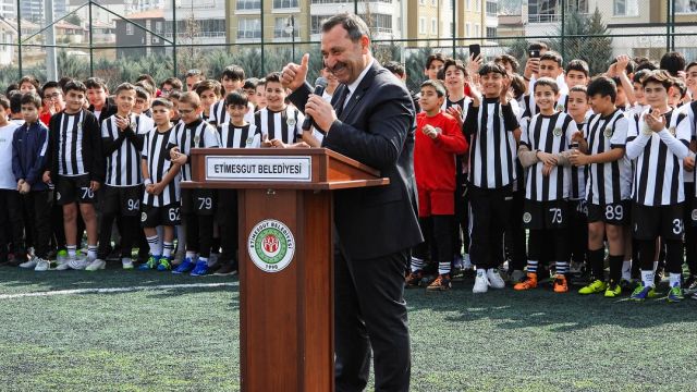 Etimesgut Belediyespor, Futbol Akademisi Sertifika töreni yapıldı