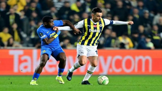  Fenerbahçe, Konferans Liginde adını çeyrek finale yazdırdı