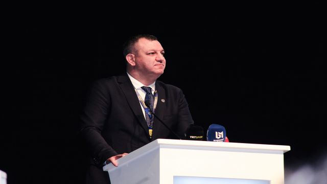 İsmail Mert Fırat: "Takımı layık olduğu yere taşıyacağız"