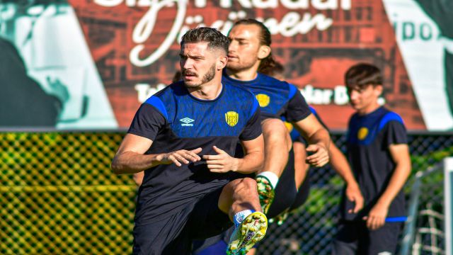 Mert Çetin, Verona'dan ayrıldı