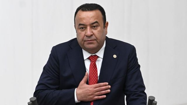 Adnan Beker'den Ankaragücü'nün yeni yönetimine kutlama