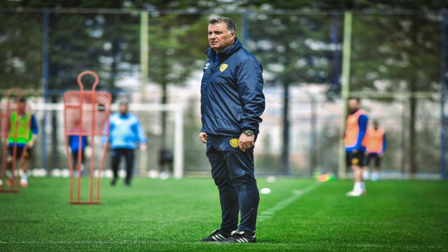 Ankaragücü teknik direktörü Mustafa Kaplan'dan sezon sonu değerlendirmesi