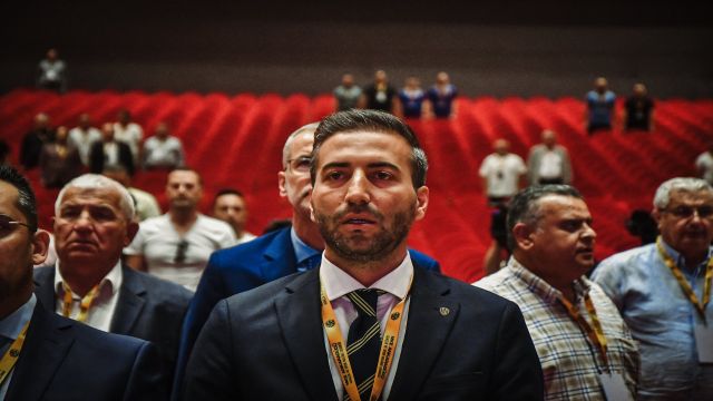 Ercüment Tekin: Bizler bu bayrağı daha yukarıya taşımak için buradayız