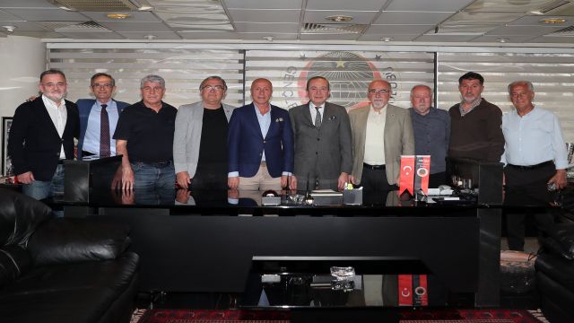 Gençlerbirliği Eski Futbolcular Derneği’nden şampiyonluk ziyareti