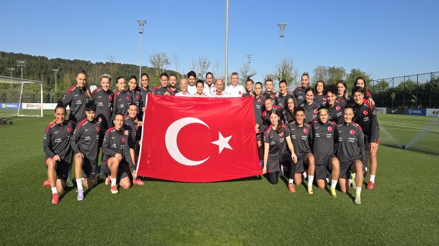 Kadın A Millî Takımımızdan 19 Mayıs kutlaması