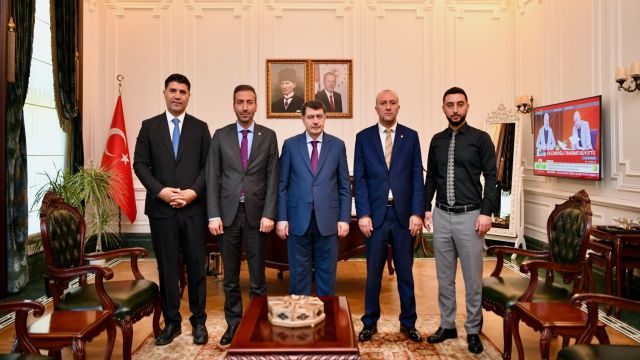 Ankaragücü yönetiminden önemli ziyaretler devam ediyor. Vali Şahin ziyaret edildi