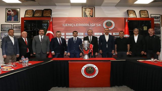 Hüseyin Can Güner’den Gençlerbirliği'ne ziyaret