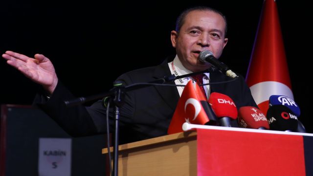 TFF'den Osman Sungur'a tebrik