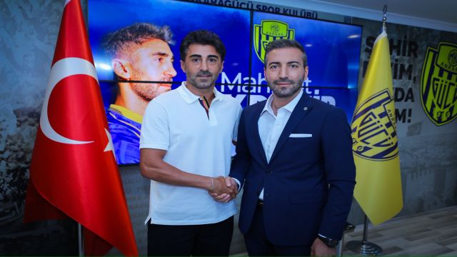 Ankaragücü takım kaptanı Mahmut Tekdemir ile yeniden anlaştı