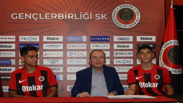 Gençlerbirliği, 2 akademi oyuncusuyla profesyonel sözleşme imzaladı