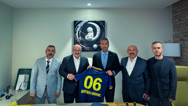 Başkan Ercüment Tekin, Mustafa Varank’ı ziyaret etti