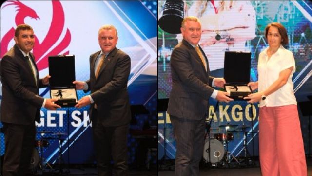 Kristal Ayaklar Ödül Töreni’nde ABB Fomget rüzgârı!  