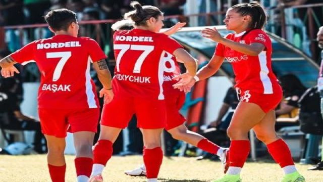 ABB Fomget, Amed SF'i rahat geçti 3-0