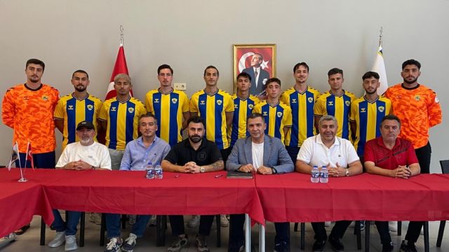 Etimesgutspor'da toplu transferler...