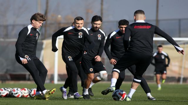 Gençlerbirliği'nin kampı Antalya'da