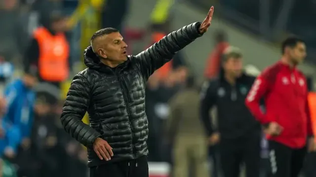 Eski Ankaragücü teknik direktörü Iğdır FK ile anlaştı