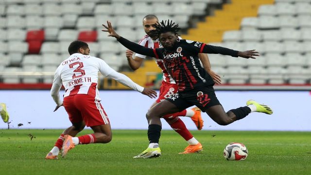 Gençlerbirliği kritik maçı kaybetti