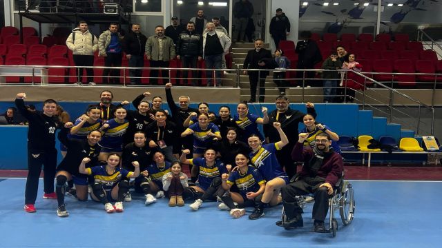 Yenimahalle Belediyespor'da yüzler güldü