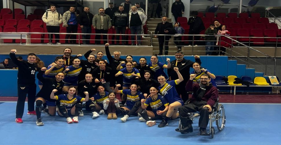 Yenimahalle Belediyespor'da yüzler güldü