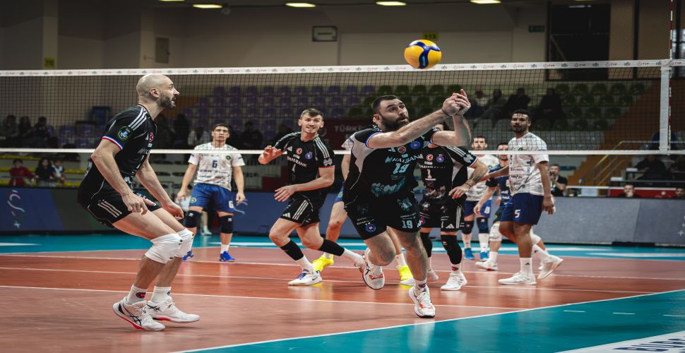 Bursa Büyükşehir BLD.Spor: 1  - Halkbank : 3