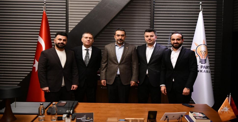 Gençlerbirliği'nden AK Parti Ankara İl Başkanlığı'na ziyaret.