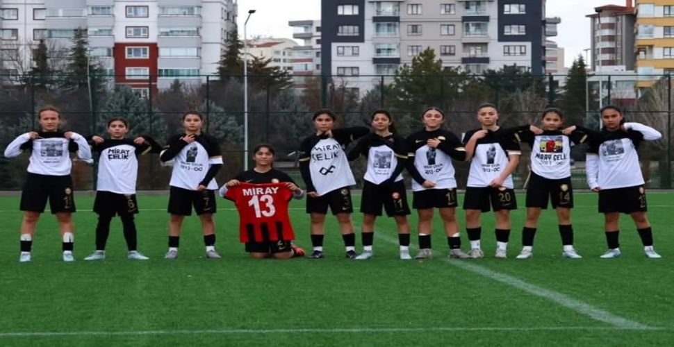 Miray için oynadılar...