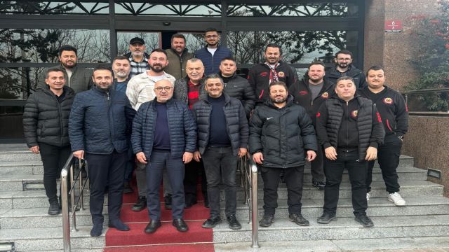 Yönetim, taraftar gruplarıyla buluştu