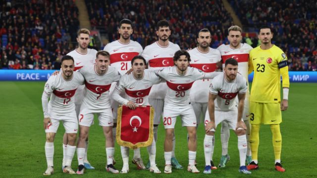A Milli Takıma 30 futbolcu davet edildi