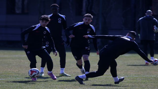Gençlerbirliği kuıpa maçı hazırlıklarını tamamladı...