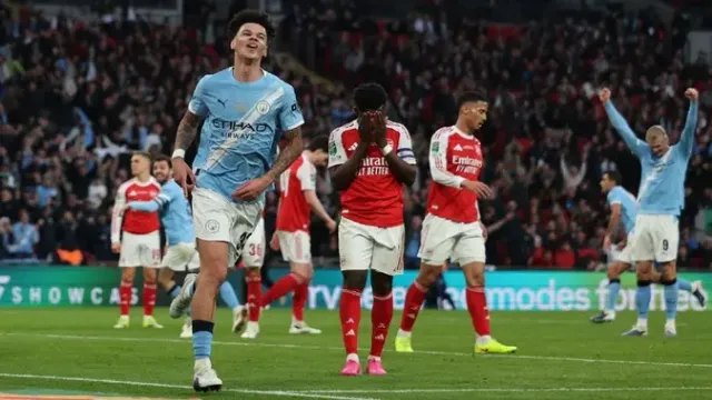 Manchester City, Arsenal'i devirip Lig Kupası'nı aldı