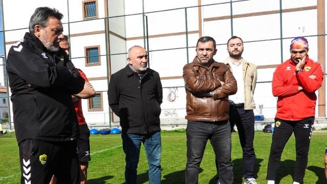 Ömer Faruk Alimoğulları: "Biz yönetim olarak takımımıza inanıyoruz ve güveniyoruz..."