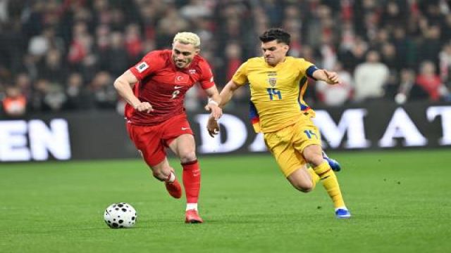 Türkiye 0-0 Romanya Devre Arası