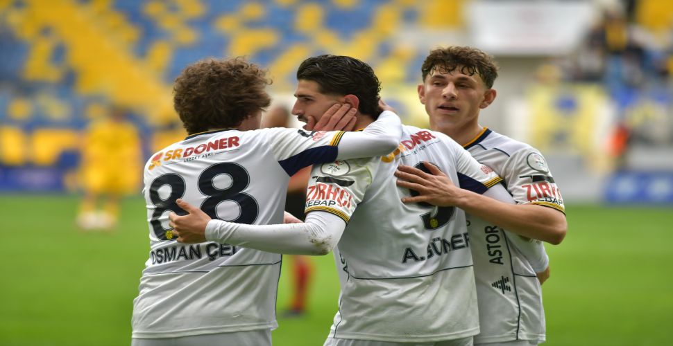 Ankaragücü 3 puanı kaptı. Gol Atakan Güner'den...