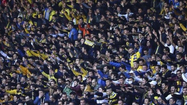 Ankaragücü taraftarı stada dönüyor...
