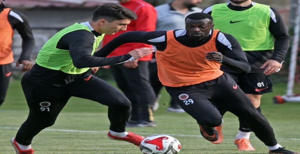 Gençlerbirliği'nde 6 futbolcu kart ceza sınırında bulunuyor...