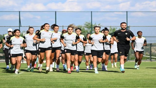 Kadın Milli Takımı'nda 3 Fomget oyuncusu