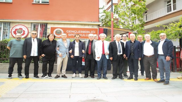 Gençlerbirliği camiası pilav gününde buluştu
