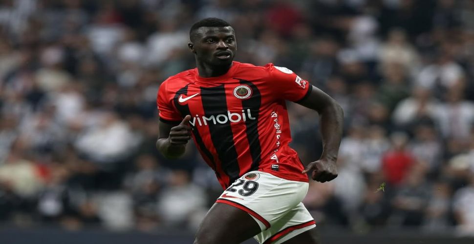 Gençlerbirliği Senegalli santrafor Niang'ın sözleşmesini fesh etti
