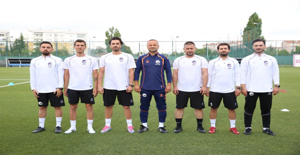 İşte Osman Zeki Korkmaz'ın ekibi
